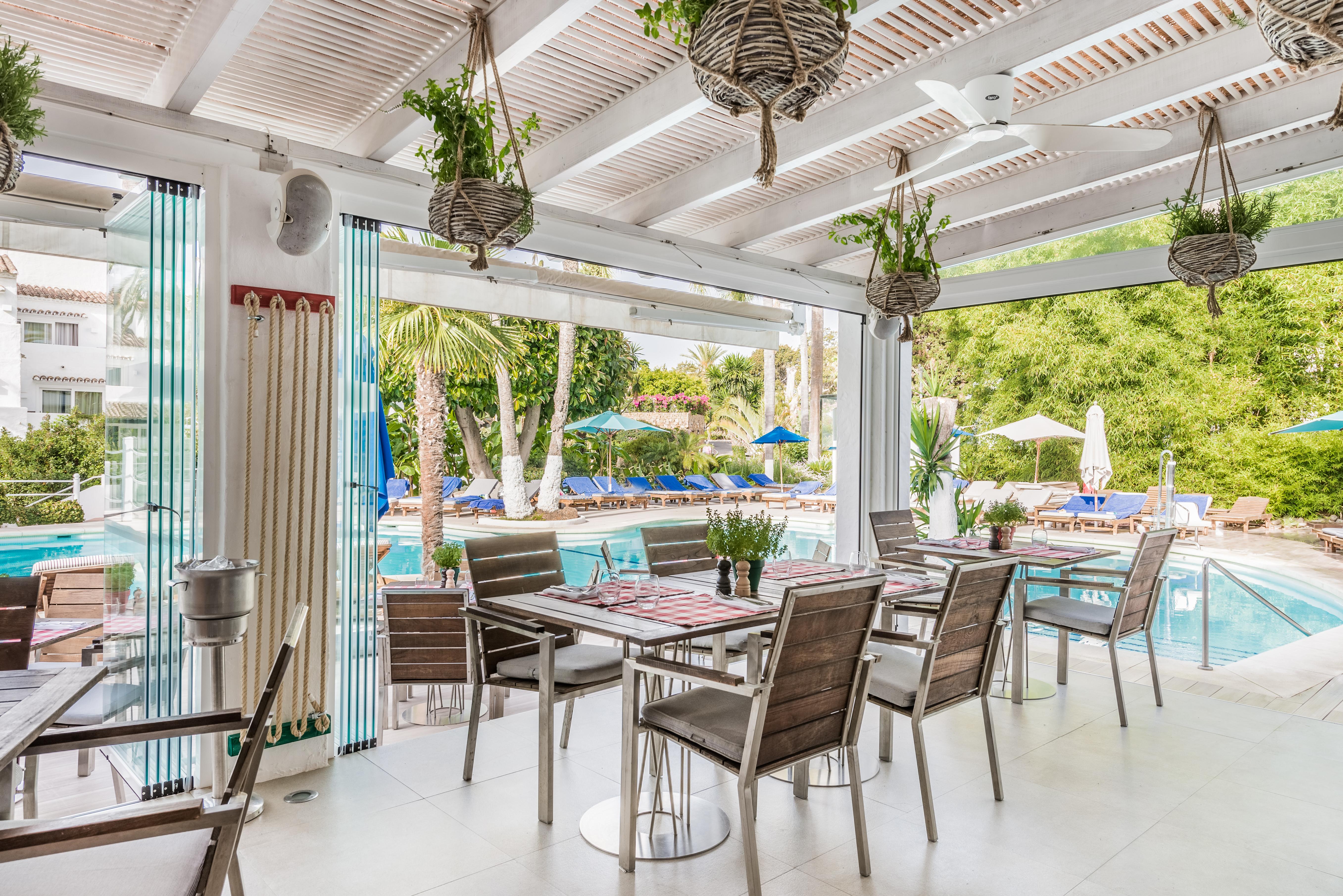 Puente Romano Beach Resort Марбеля Екстериор снимка